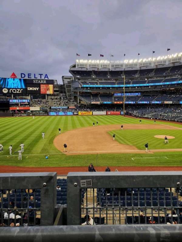 Yankee Stadium, section: 226, row: 1, seat: 6