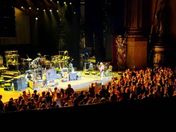 Beacon Theatre, section: Loge 3, row: A, seat: 49
