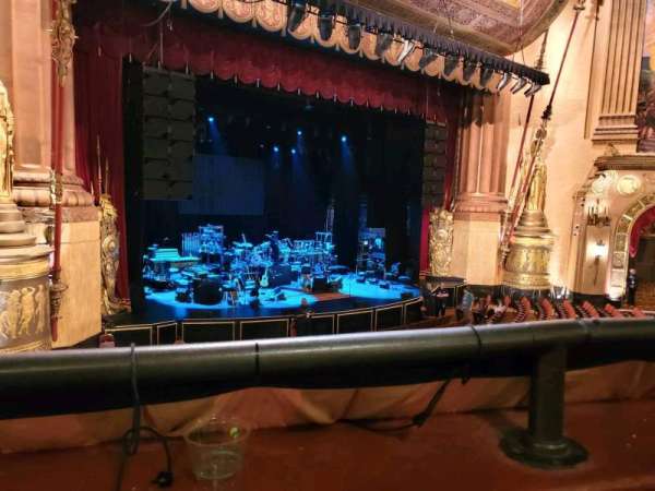 Beacon Theatre, section: Loge 3, row: A, seat: 35