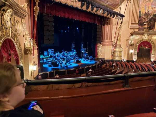 Beacon Theatre, section: Loge 3, row: B, seat: 53