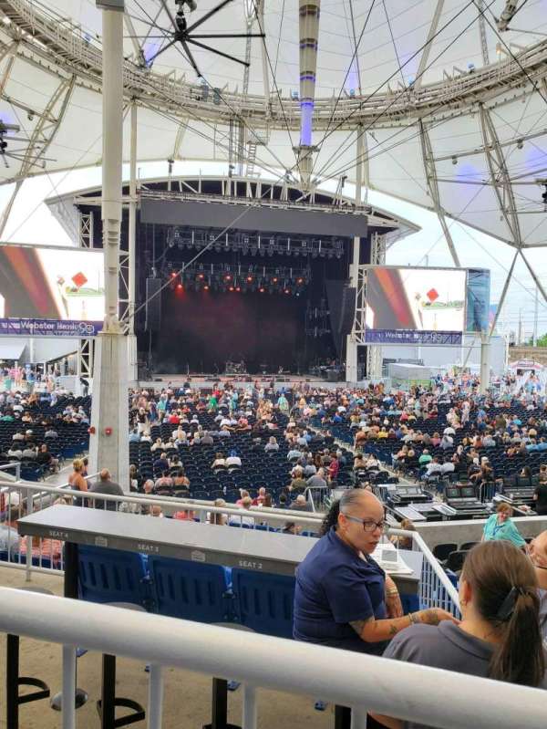 Hartford Healthcare Amphitheatre, section: 305, row: AAA, seat: 1