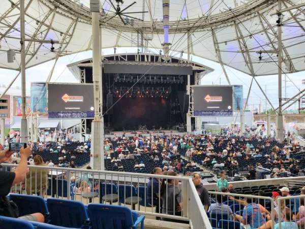 Hartford Healthcare Amphitheatre, section: 305, row: DDD, seat: 1