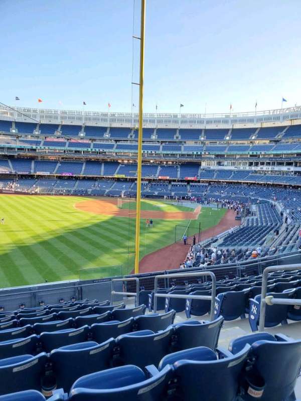 Yankee Stadium, section: 233A, row: 10, seat: 4