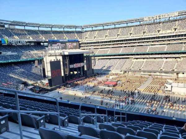 MetLife Stadium, section: 236, row: 10, seat: 21