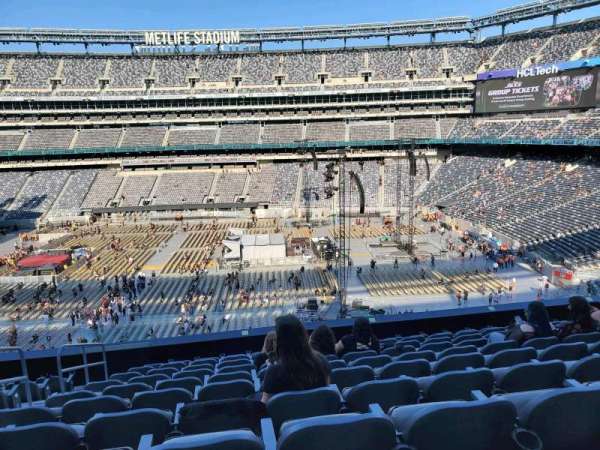 MetLife Stadium, section: 236, row: 10, seat: 21