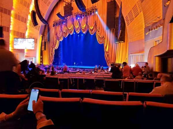 Radio City Music Hall, section: Orchestra 1, row: ZZ, seat: 105