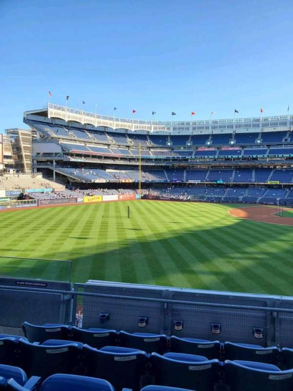 Yankee Stadium, section: 233A, row: 5, seat: 11