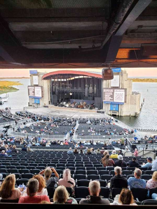 Jones Beach Theater, section: Suite 5, row: A, seat: 3