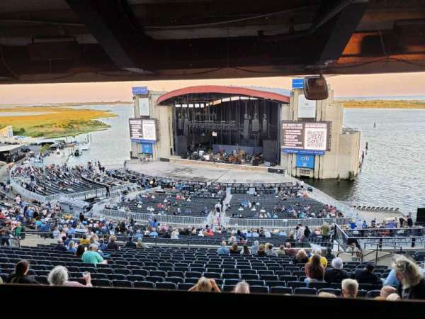 Jones Beach Theater, section: Suite 5, row: A, seat: 4