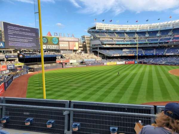 Yankee Stadium, section: 231, row: 3, seat: 6
