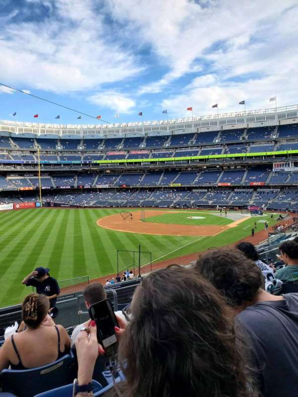 Yankee Stadium, section: 231, row: 8, seat: 3