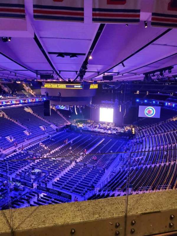 Madison Square Garden, section: 308, row: 2, seat: 13