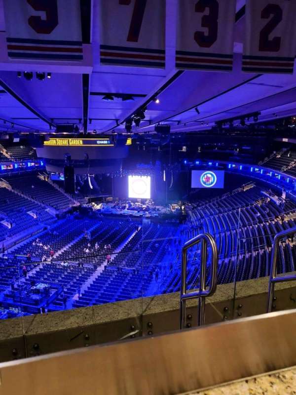 Madison Square Garden, section: 308, row: BS3, seat: 5