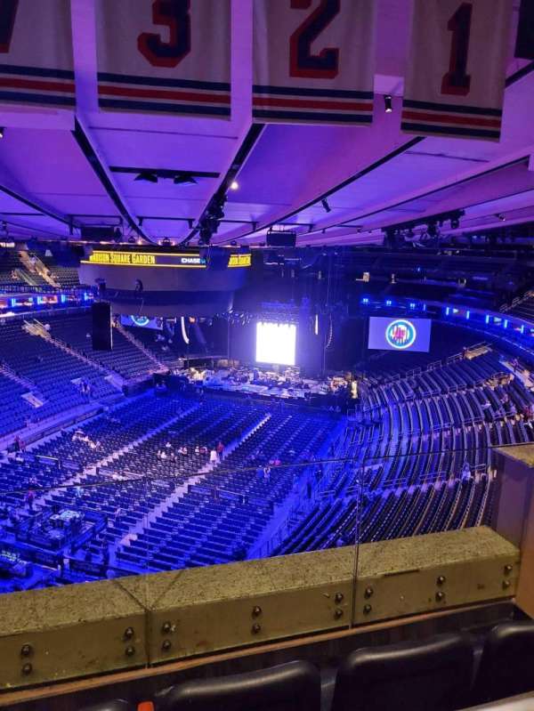 Madison Square Garden, section: 308, row: BS3, seat: 12