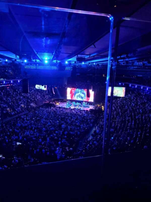 Madison Square Garden, section: 308, row: 1, seat: 14