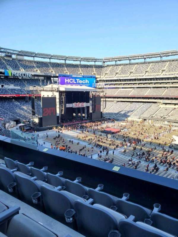 MetLife Stadium, section: 235, row: 4, seat: 15