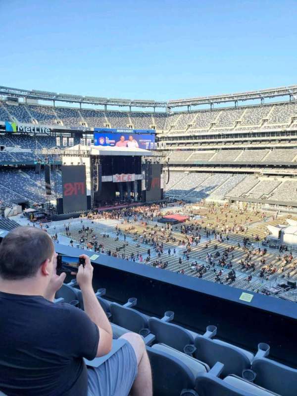MetLife Stadium, section: 235, row: 4, seat: 6