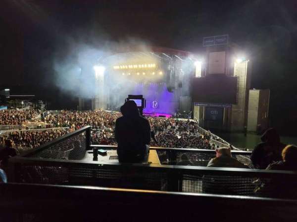 Jones Beach Theater, section: 201, row: AA, seat: 27