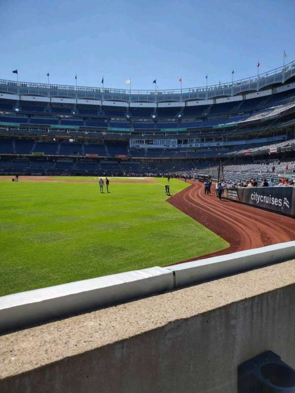 Yankee Stadium, section: 133, row: 1, seat: 4