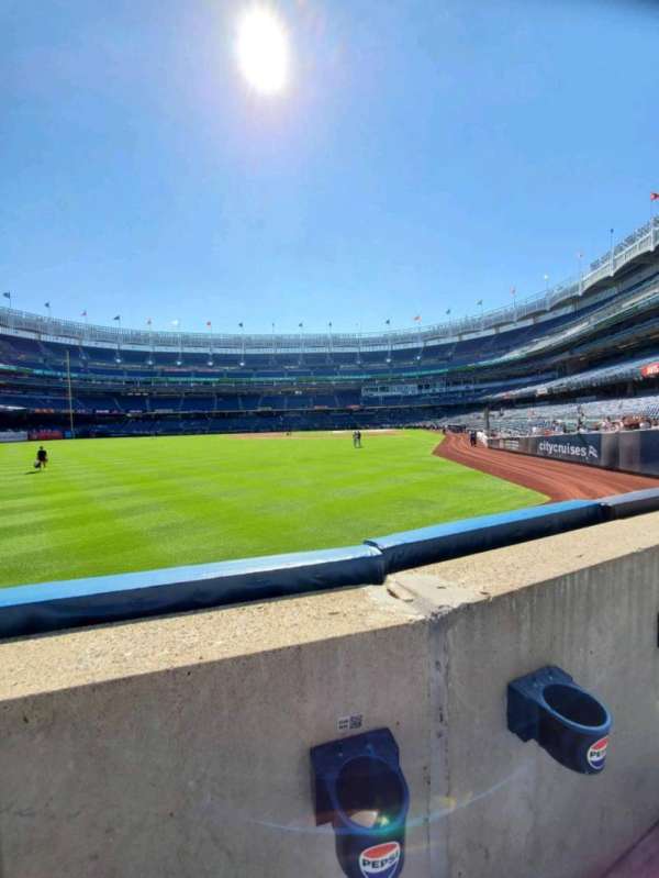 Yankee Stadium, section: 133, row: 1, seat: 10