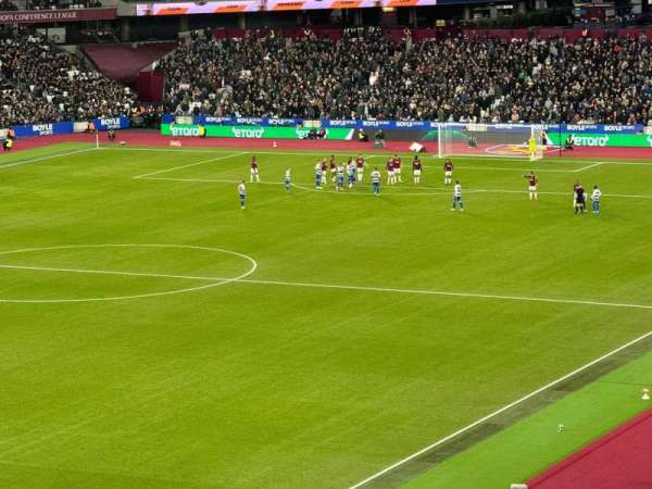London Stadium, section: 228, row: 54, seat: 686