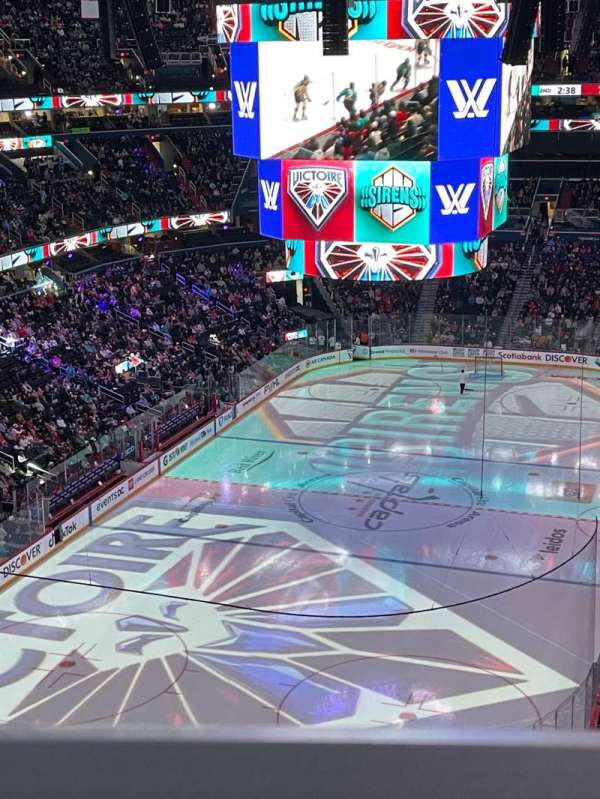 Capital One Arena, section: 428, row: 1, seat: 5
