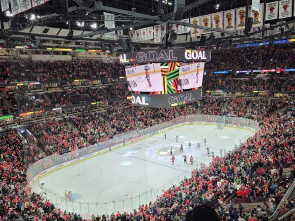United Center, section: 305, row: 3, seat: 5