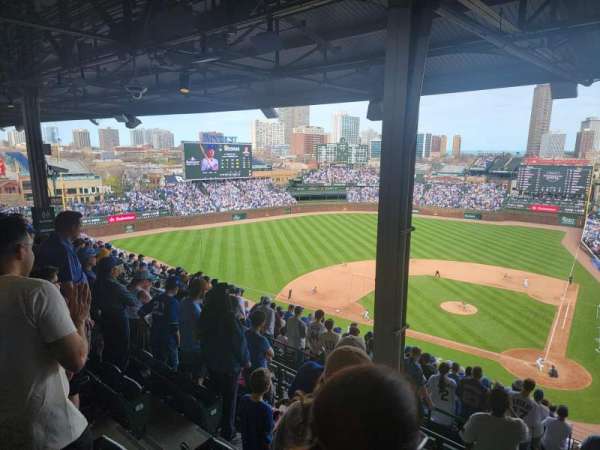 Wrigley Field, section: 414L, row: 5, seat: 6