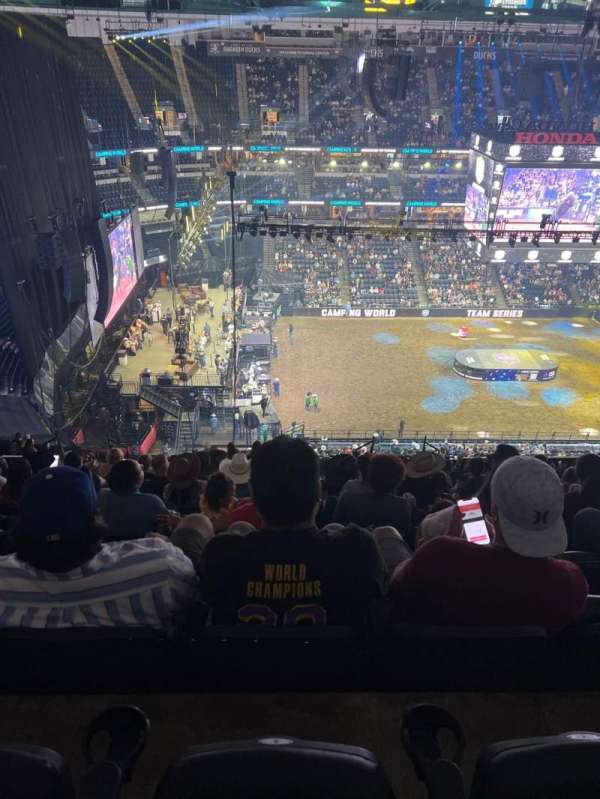 Honda Center, section: 414, row: T, seat: 5