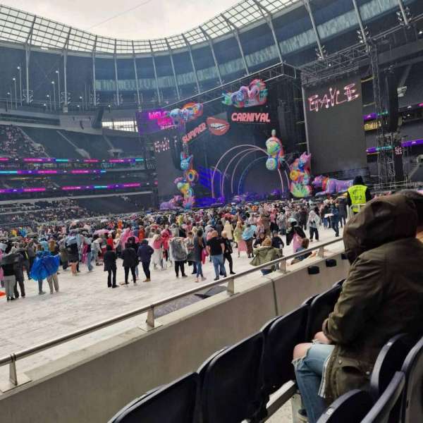 Tottenham Hotspur Stadium, section: 122, row: 3, seat: 678