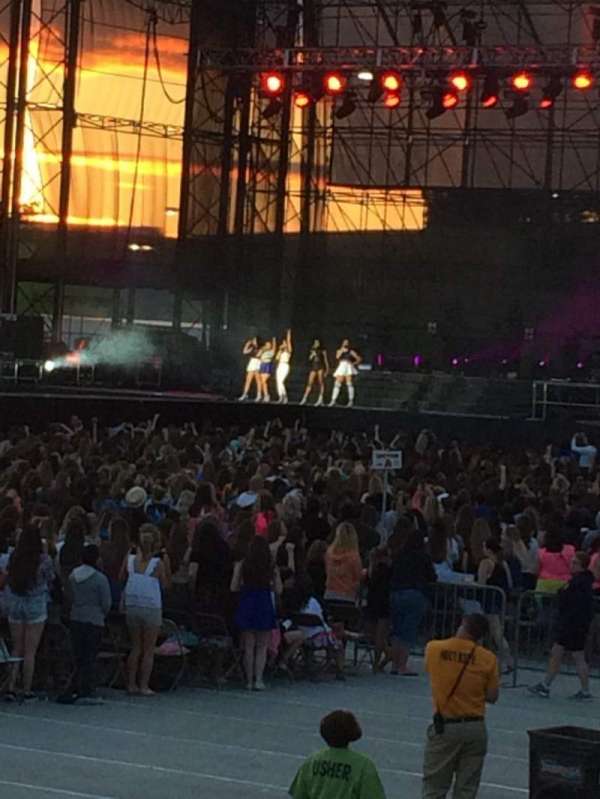 Hershey Park Stadium, section: 28, row: AA, seat: 17