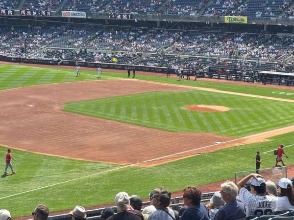 Yankee Stadium, section: 228, row: 11, seat: 18