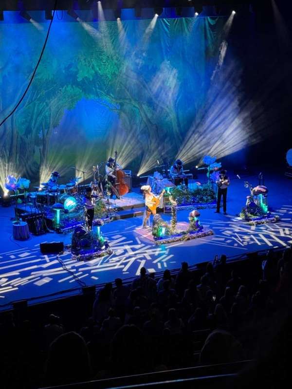 Stifel Theatre, section: Mezzanine L, row: B, seat: 3