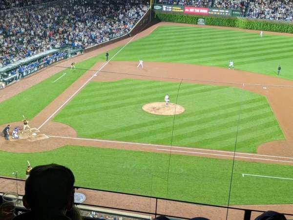 Wrigley Field, section: 323R, row: 5, seat: 17