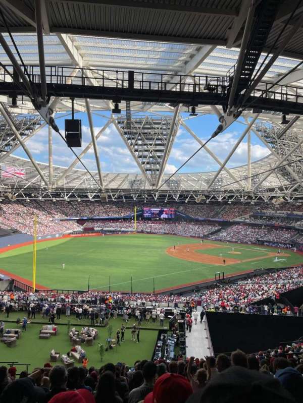 London Stadium, section: 251, row: 59, seat: 882