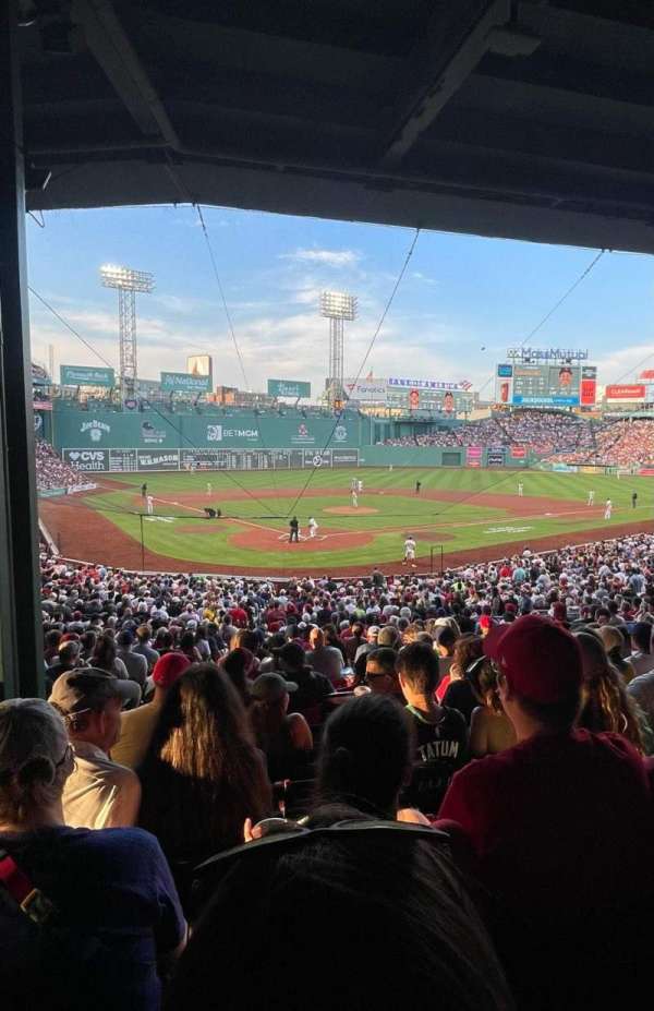 Fenway Park, section: Grandstand 19, row: 7, seat: 17