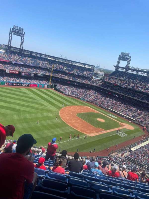 Citizens Bank Park, section: 432, row: 12, seat: 12