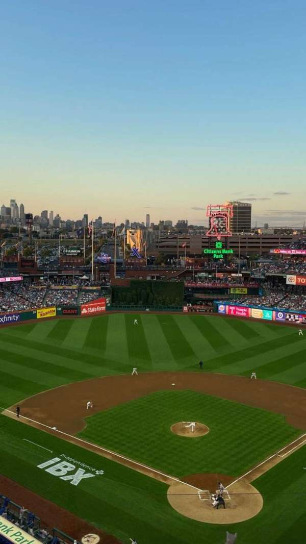 Citizens Bank Park, section: 421, row: 1, seat: 21