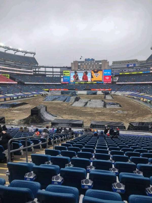 Gillette Stadium, section: 141, row: 31, seat: 17