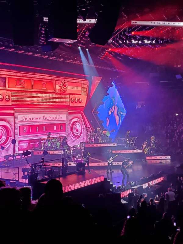 Madison Square Garden, section: 117, row: 11, seat: 2