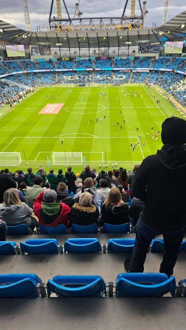 Etihad Stadium, Manchester, section: 315, row: 19, seat: V395