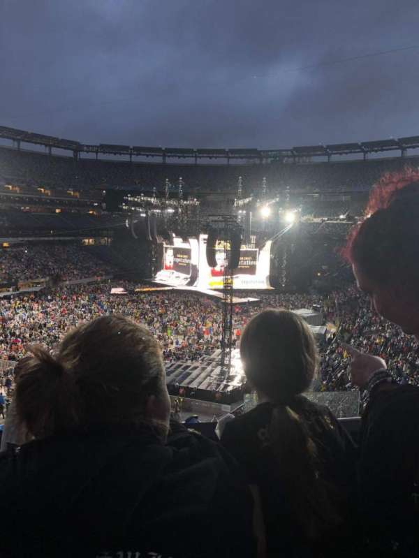MetLife Stadium, section: 222A, row: 6, seat: 18