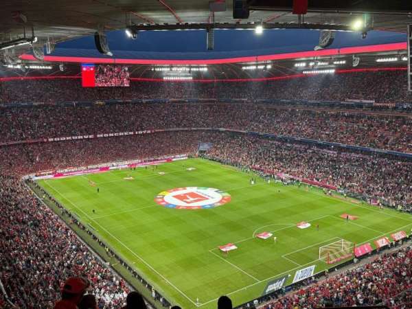 Allianz Arena, section: 335, row: 17, seat: 10