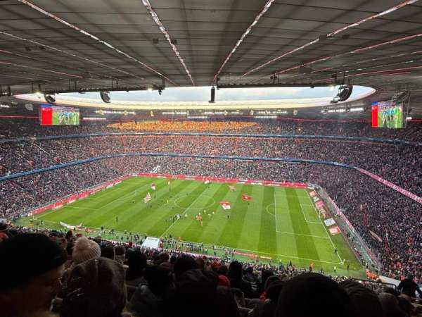 Allianz Arena, section: 306, row: 17, seat: 5