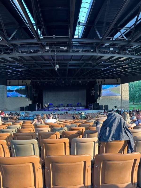 Bethel Woods Center for the Arts, section: 100, row: T, seat: 14