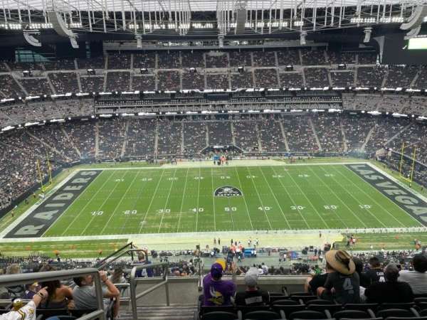 Allegiant Stadium, section: 412, row: 7, seat: 21
