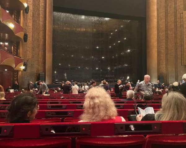 Metropolitan Opera House - Lincoln Center, section: Orchestra L, row: U, seat: 11