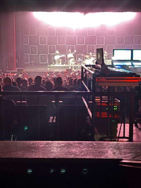 Queen Elizabeth Theatre, Toronto, section: Orchestra, row: BB, seat: 14