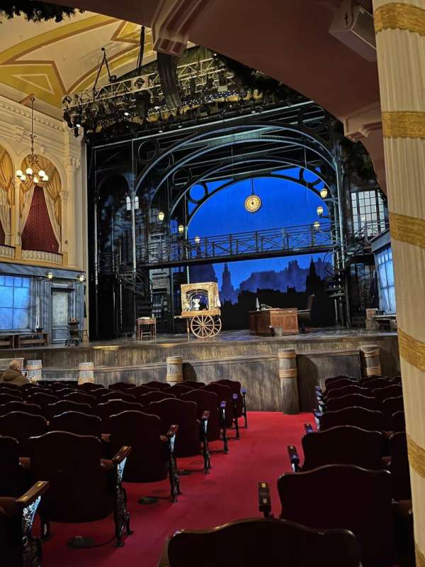 Ford's Theatre, section: Orchestra R, row: K, seat: 4