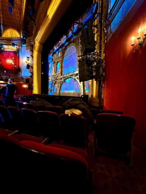 St. James Theatre, section: Orchestra R, row: E, seat: 20